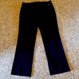 Guess Women’s dress pants-size 29-gently‎ worn
